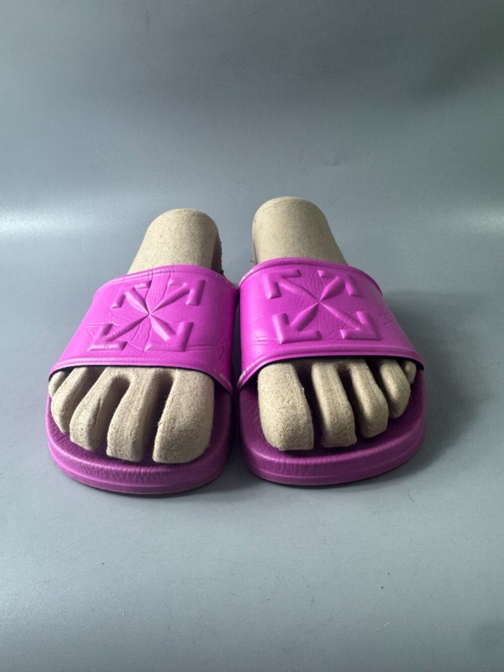 Authentic Off-White Arrow Slider Rubber Slides, Pink, Size 37 - Picture 3 of 13
